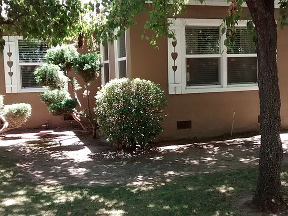 2nd image of 2732 N Thorne Ave