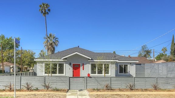 2nd image of 6301 Ethel Ave Valley Glen Ca #91401