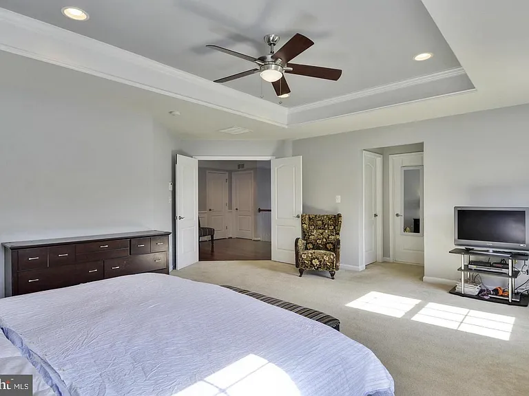 42977 Thornblade Cir — Photo 15