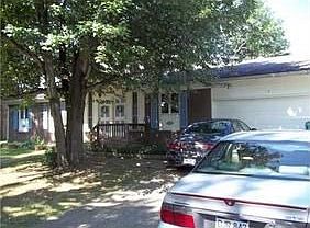 5th image of 9 White Rock Dr