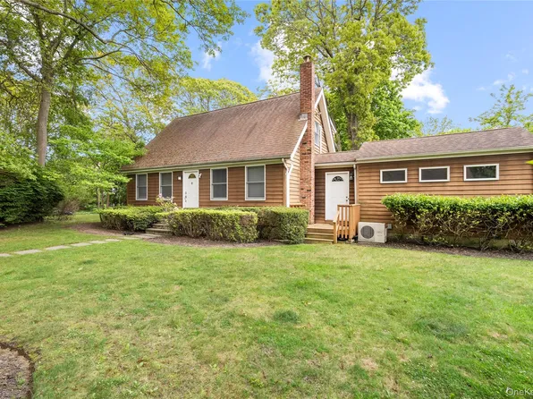 60 Hagerman Avenue, East Patchogue, NY 11772