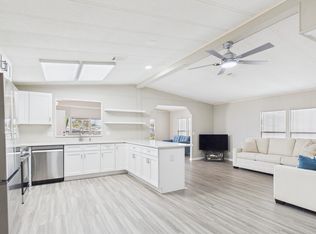7831 SE Shenandoah Dr, Hobe Sound, FL 33455