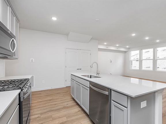 5th image of 7224 Selah Ln