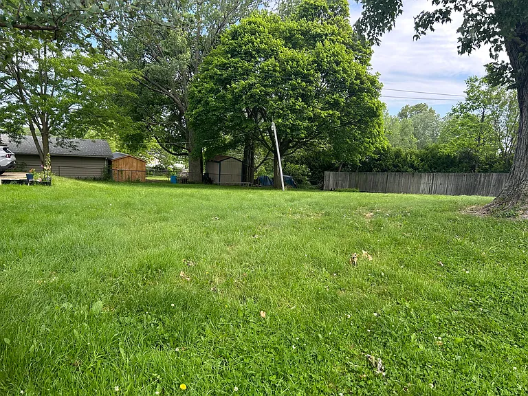 3921 Longview Ave #1 — Photo 8