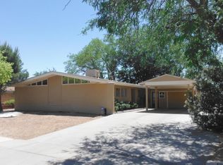 1415 Country Club Cir, Las Cruces, NM 88001