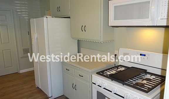 4th image of 4548 W 62nd St