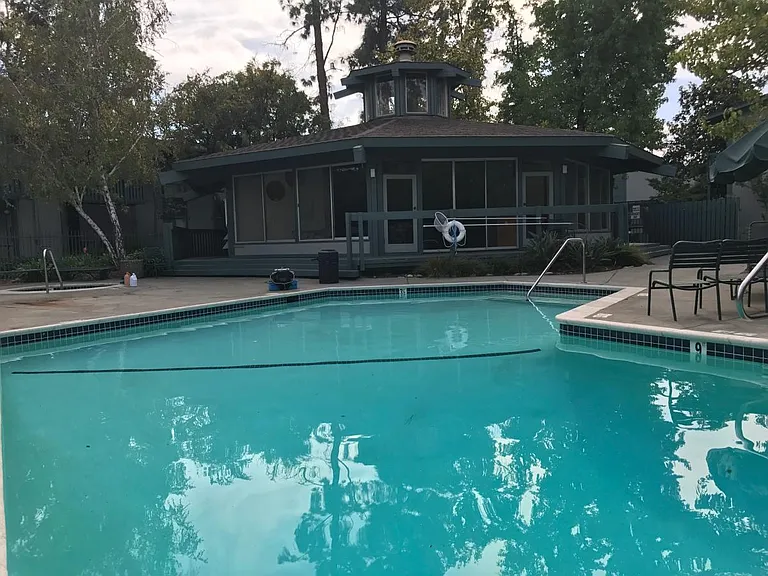 pool2