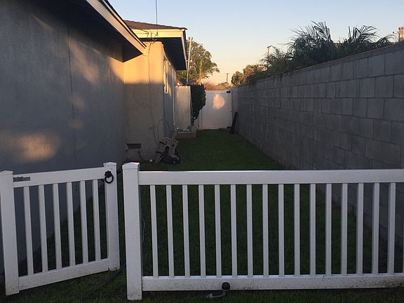 3rd image of 21137 Halldale Ave