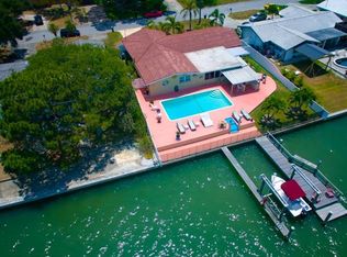 5498 Oakhurst Dr, Seminole, FL 33772