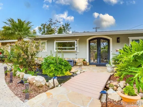 2293 Alta Vista Dr, Vista, CA 92084