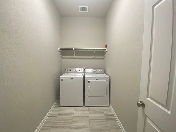 3rd image of 720 Kingston Pl