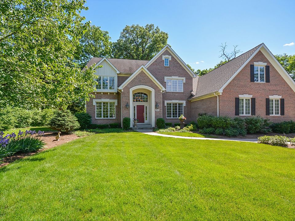 1st image of 2901 Royal Fox Dr