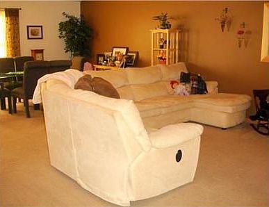 3rd image of 695 Salinger Dr