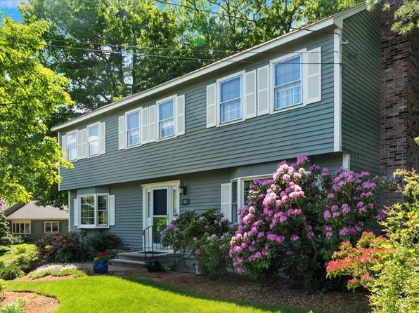 7 Jake Drive, Nashua, NH 03063