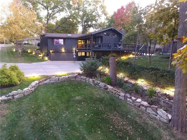 39 Timberline Dr, Warrensburg, MO 64093