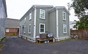 5 Strawberry Ln #B — Photo 2