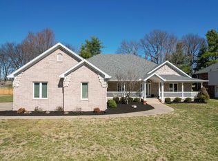 811 W Jackson Avenue, Nixa, MO 65714