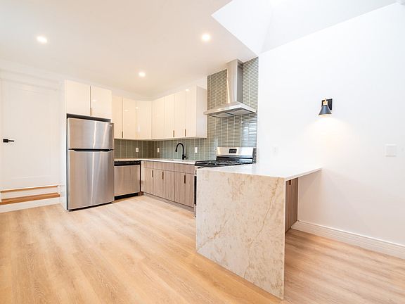 4th image of 4525 Brown St Floor 2
