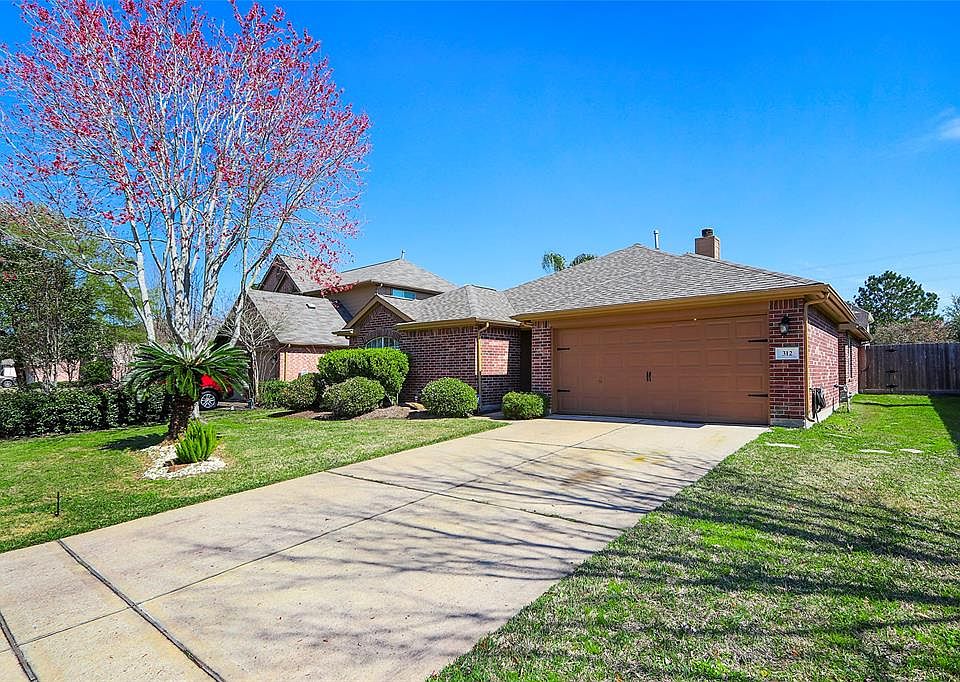 1st image of 312 Cedar Lake Dr