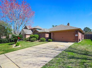 312 Cedar Lake Dr, League City, TX 77573