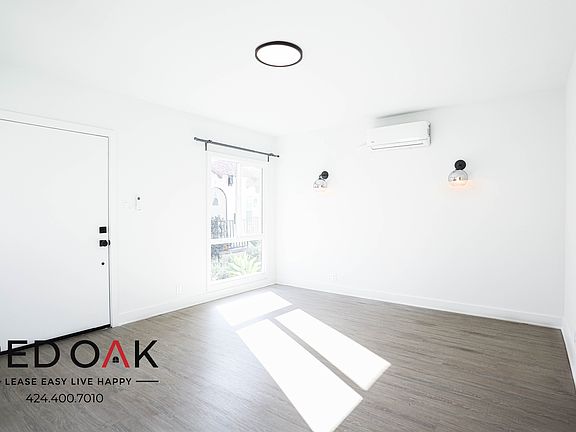 3rd image of 328 N Kingsley Dr #336-1/2