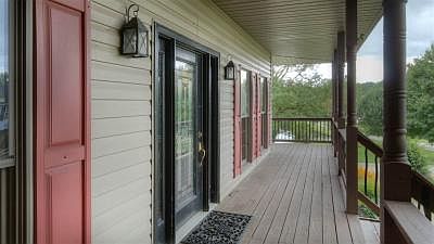 3rd image of 69 Woodcock Ln