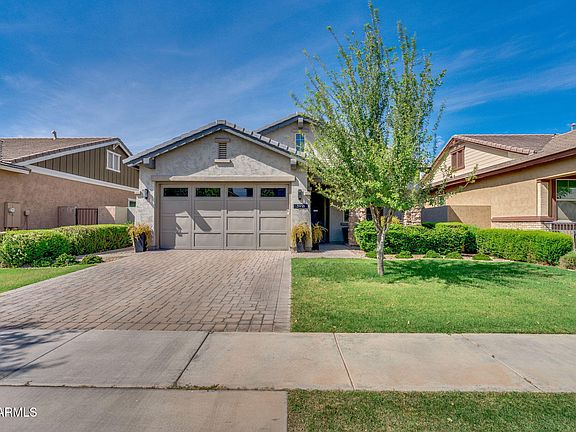 2nd image of 3918 E ARABIAN Drive