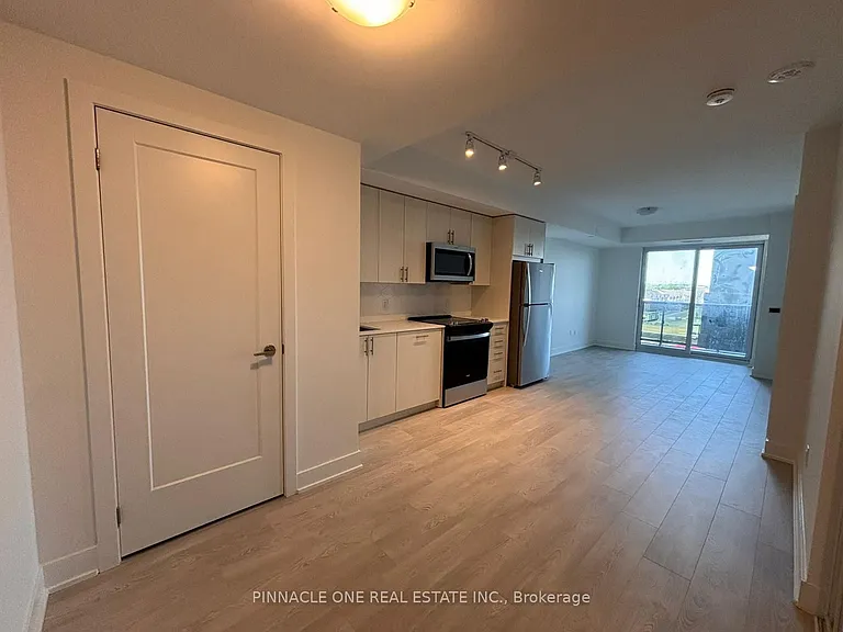 2545 Simcoe St N #418 — Photo 4