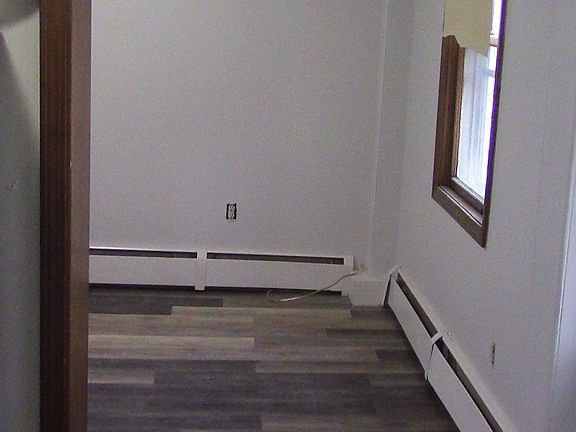 4th image of 207 Whitehall Ave #4
