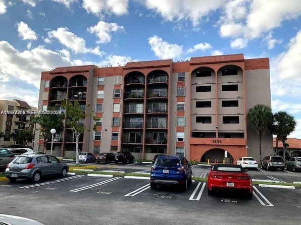 5201 NW 7th St APT 314, Miami, FL 33126