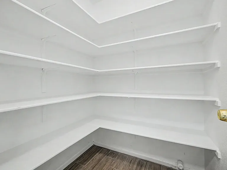 7928 Horn Beam Ct — Photo 9