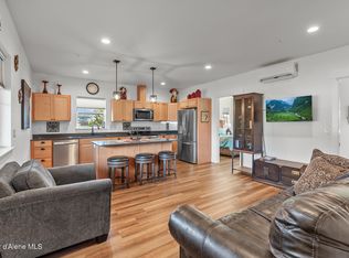 50 Carnelian Ave #101, Ponderay, ID 83852