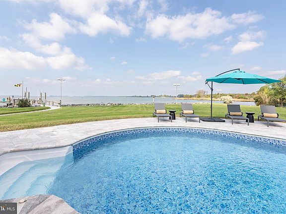 3rd image of 1724 Ferry Point Ct