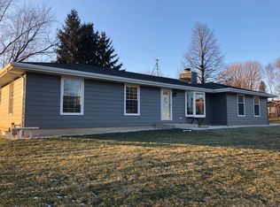 1310 Warbler Rd, Sheboygan, WI 53083