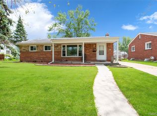 3822 Rome Ave, Warren, MI 48091