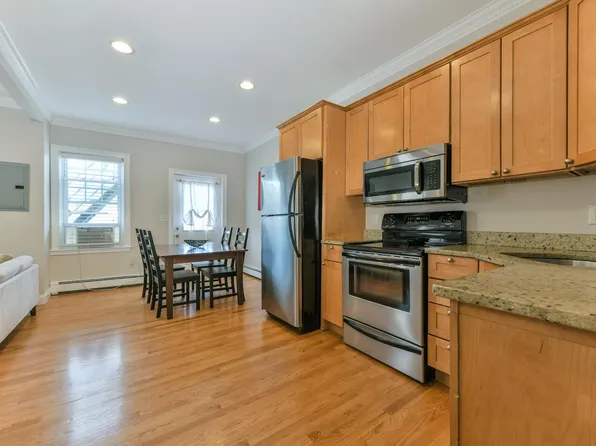 277 Silver St Unit 2, South Boston, MA 02127