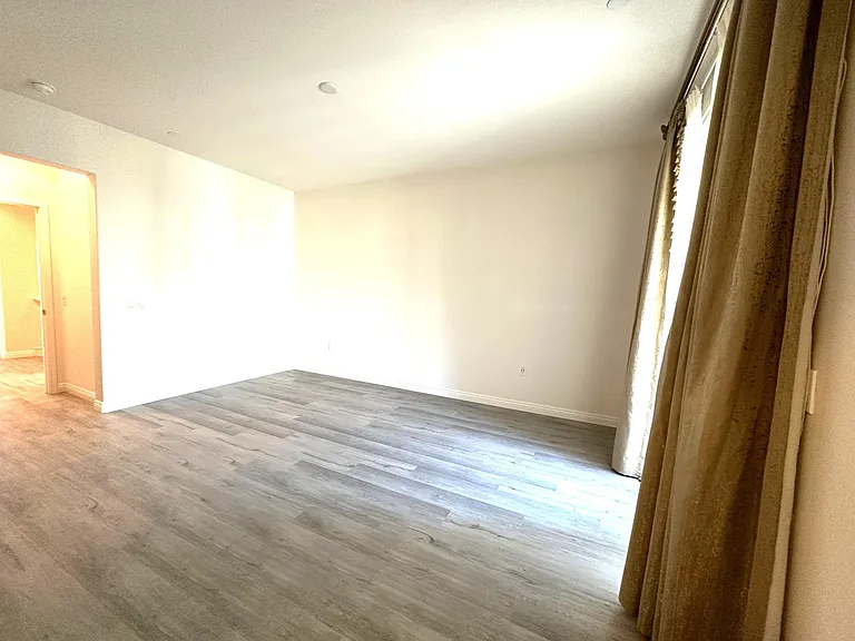 1503 El Paseo — Photo 29