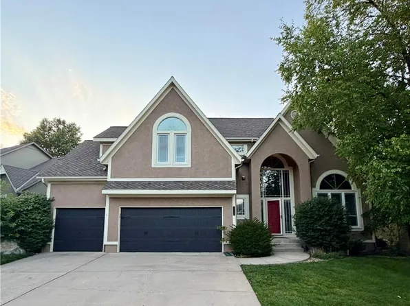 11308 W 143rd Ter, Overland Park, KS 66221