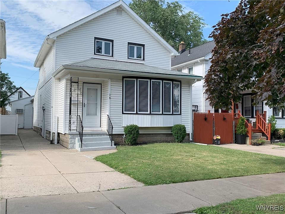 1st image of 19 Dakota St
