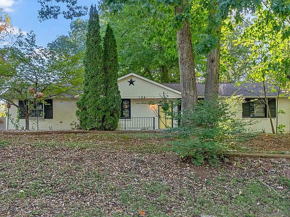 2nd image of 102 Preston Dr