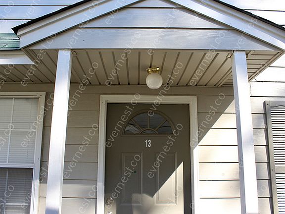2nd image of 1000 N Red St APT 13
