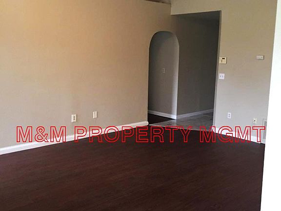 7965 Iona Way Living/Dining Room