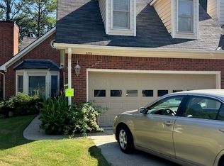 3275 Embry Downs Ct, Atlanta, GA 30340