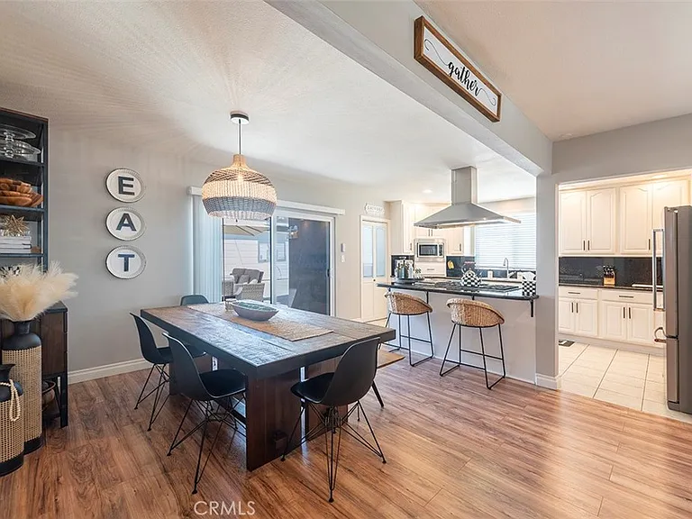 18417 Glenburn Ave — Photo 14