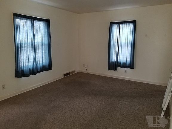 5th image of 603 Skyline Dr