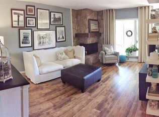 2904 Country Place Cir, Carrollton, TX 75006