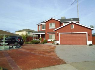 1122 Canyoncreek St, Hanford, CA 93230