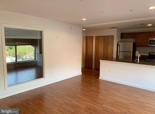 530 S 2nd St #M1, Philadelphia, PA 19147