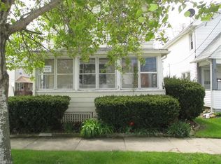 418 2nd St, Fairport Harbor, OH 44077