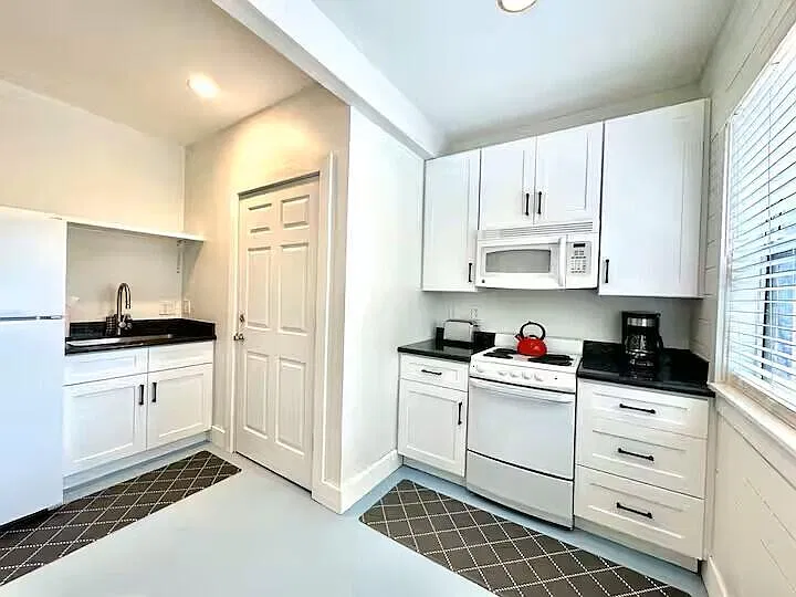 1 bed, 1.0 bath, 600 sqft, $1,500 — Photo 3